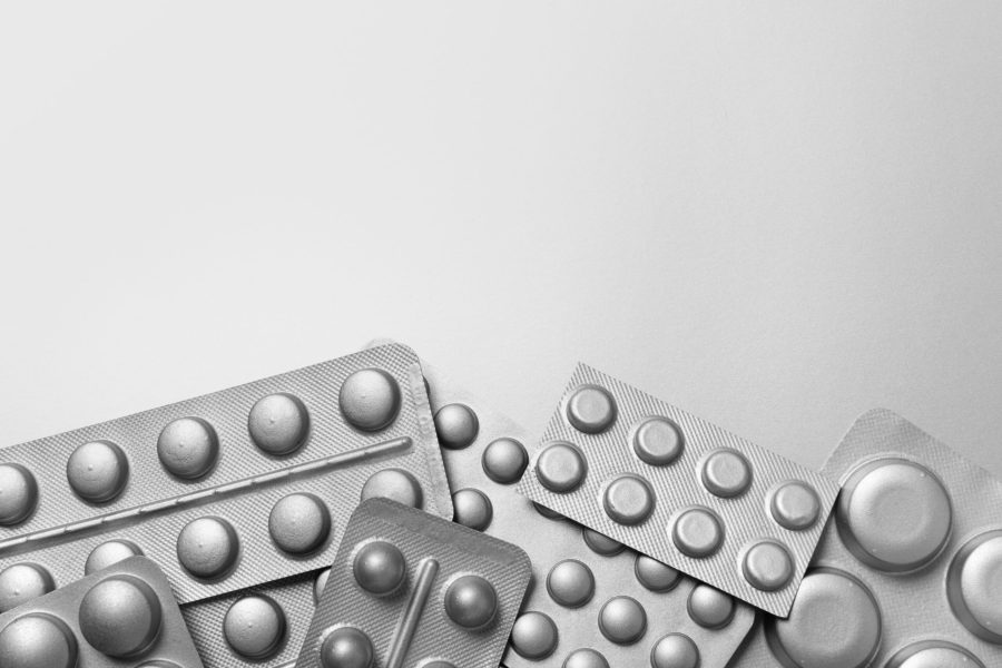 silver-aesthetic-wallpaper-with-pills